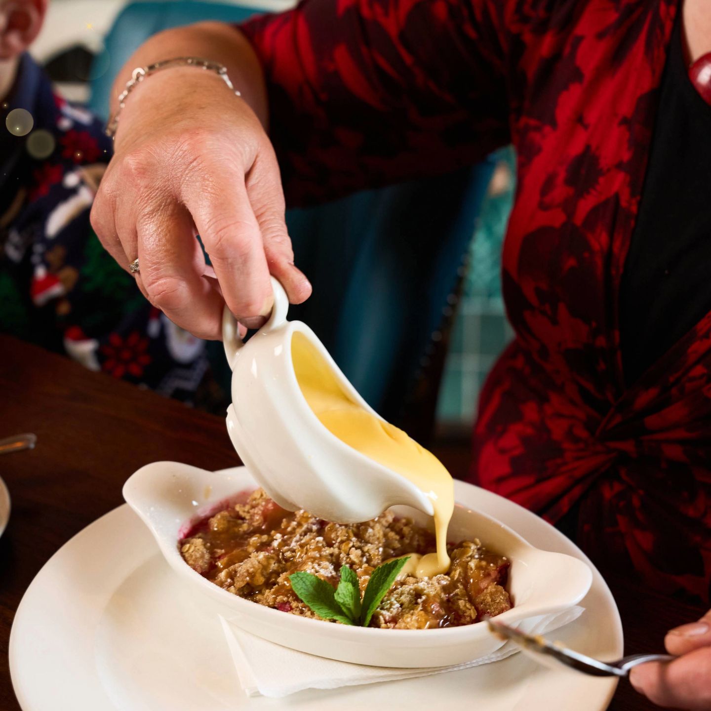 Christmas Day 2025 Lunch, Dinner & Dining at The Huntsman Taverners Downend in Bristol