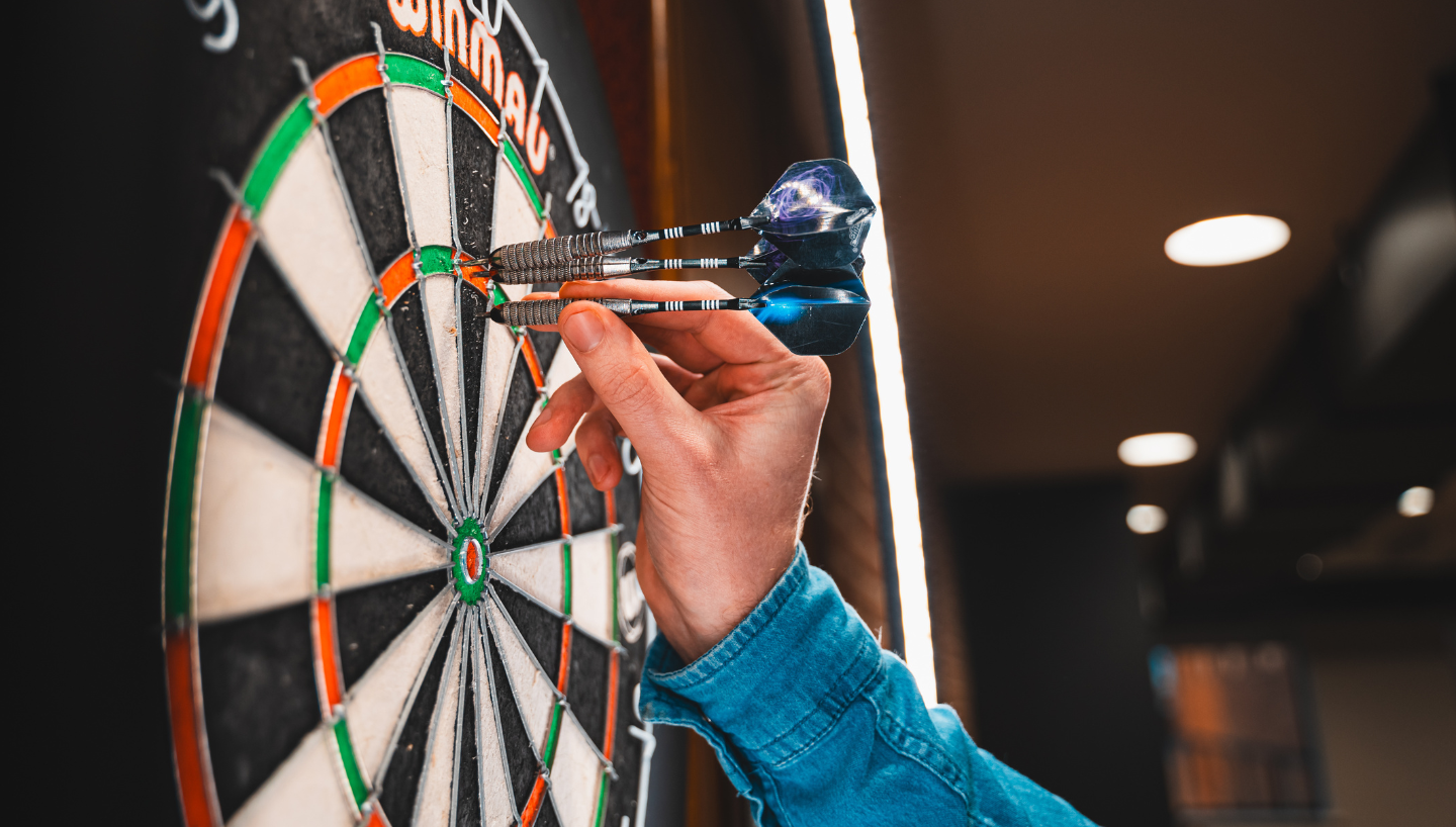 Ally Pally Comes to The Huntsman Taverners Downend from from 11th December – 3rd January